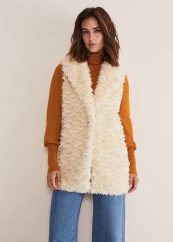 Phase Eight Annie Faux Fur Gilet Coats Cream USA | 2173694-KS